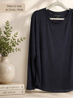 Banana Republic Navy Long Sleeve Top XL Soft Minimalist Quiet Luxury Basic